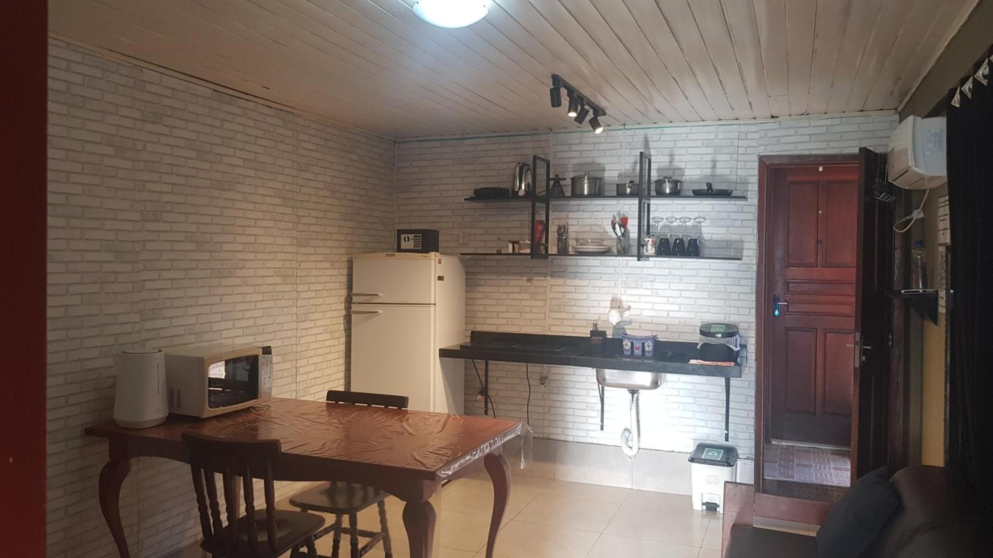 Casa No Centro De Foz! Ar-Condicionado, Smart Tv, Wi-Fi, Cozinha, Ventilador E 4 Camas Apartment Foz do Iguacu Exterior photo