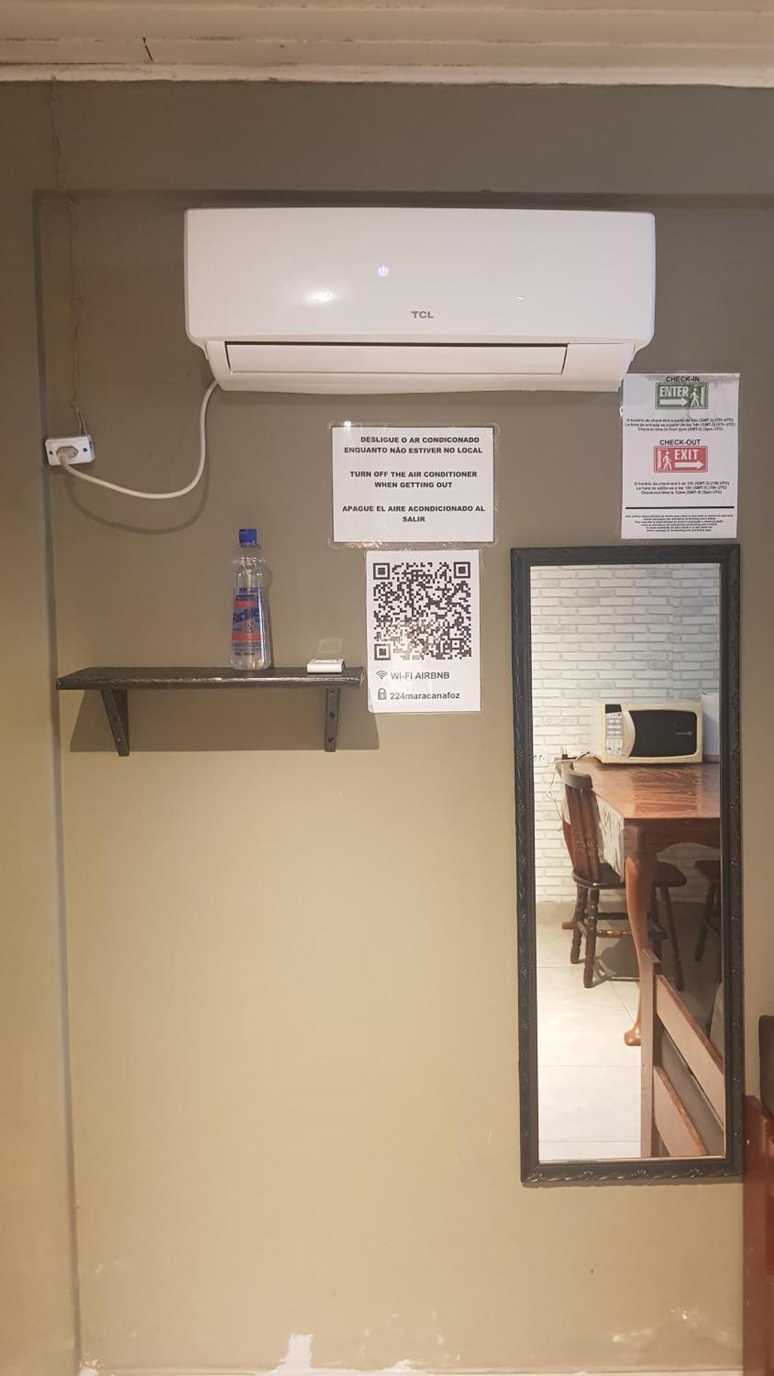 Casa No Centro De Foz! Ar-Condicionado, Smart Tv, Wi-Fi, Cozinha, Ventilador E 4 Camas Apartment Foz do Iguacu Exterior photo